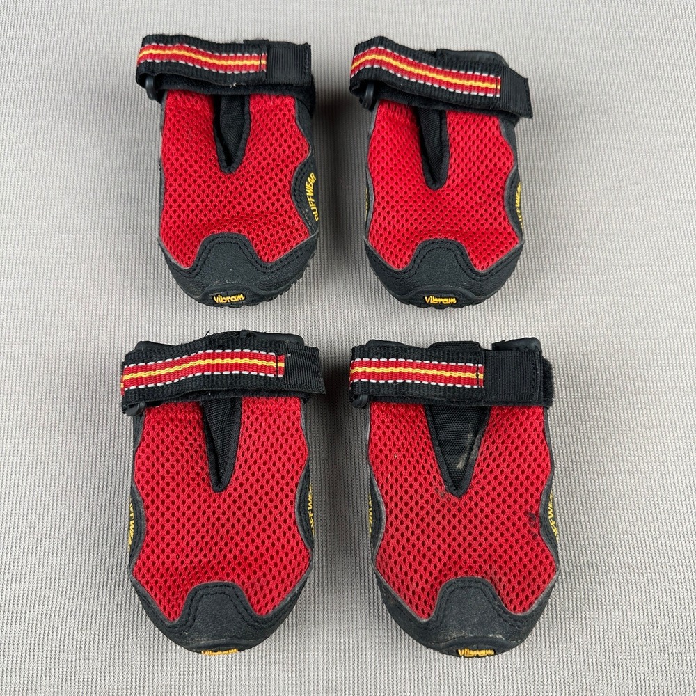 Ruffwear Grip Trex Dog Boots Red Black Vibram Sole Size Medium Set of 4